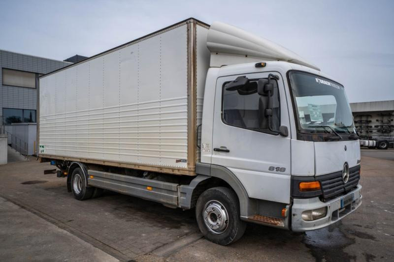 Mercedes ATEGO 818 - Furgonas sunkvežimis: foto 2 Mercedes ATEGO 818 - Furgonas sunkvežimis: foto 2