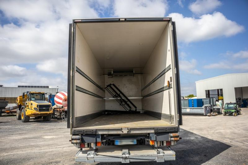Chereau CHEREAU+CARRIER+DHOLLANDIA 2.5 T. - Priekaba: foto 5 Chereau CHEREAU+CARRIER+DHOLLANDIA 2.5 T. - Priekaba: foto 5