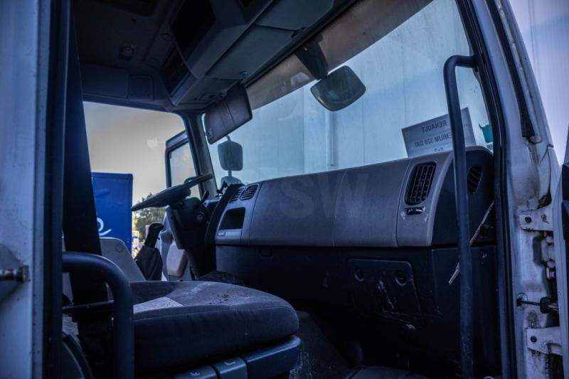 Autocisterna pervežimui maisto produktų Renault PREMIUM 320 DXI+CITERNE ALIMENTAIRE ( engine problem): foto 8