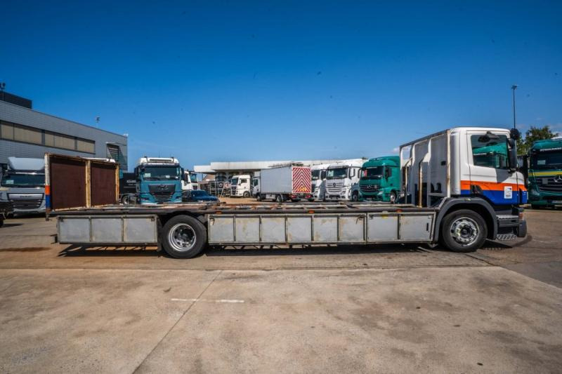 Scania P 270 (19T)- PORTE GAZ /10 PALETTES - Platforminis/ Bortinis sunkvežimis: foto 3 Scania P 270 (19T)- PORTE GAZ /10 PALETTES - Platforminis/ Bortinis sunkvežimis: foto 3