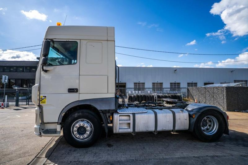 DAF XF 480 (50 T.)+ HYDRAULIQUE - Vilkikas: foto 2 DAF XF 480 (50 T.)+ HYDRAULIQUE - Vilkikas: foto 2