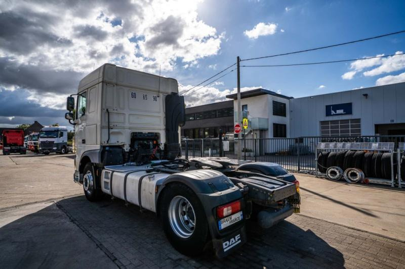 DAF XF 480 (50 T.)+ HYDRAULIQUE - Vilkikas: foto 3 DAF XF 480 (50 T.)+ HYDRAULIQUE - Vilkikas: foto 3