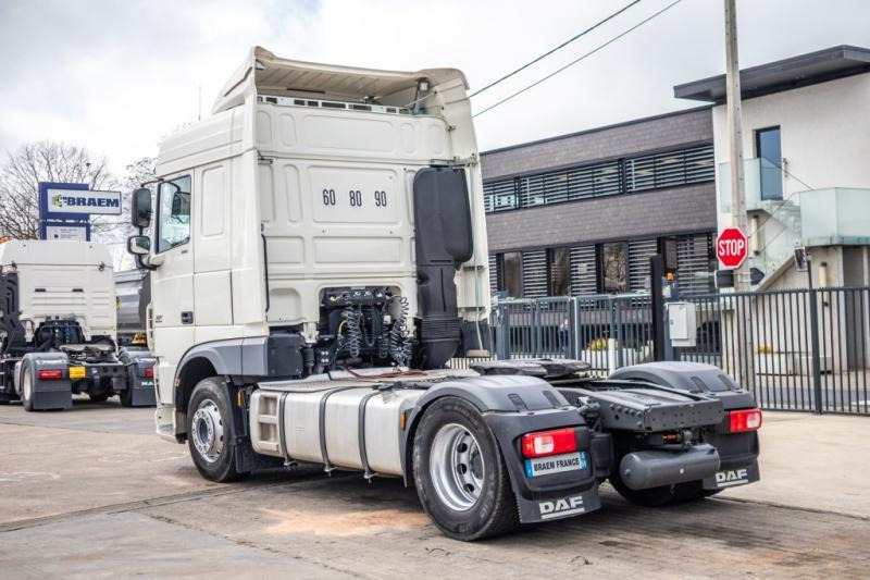 DAF XF 510 + Intarder - Vilkikas: foto 4 DAF XF 510 + Intarder - Vilkikas: foto 4