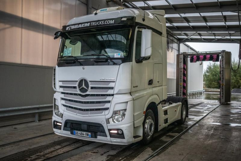 Mercedes ACTROS 1845LS+E6+VOITH - Vilkikas: foto 1 Mercedes ACTROS 1845LS+E6+VOITH - Vilkikas: foto 1