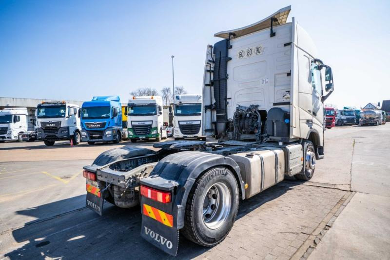 Volvo FH 4 460 - Vilkikas: foto 4 Volvo FH 4 460 - Vilkikas: foto 4