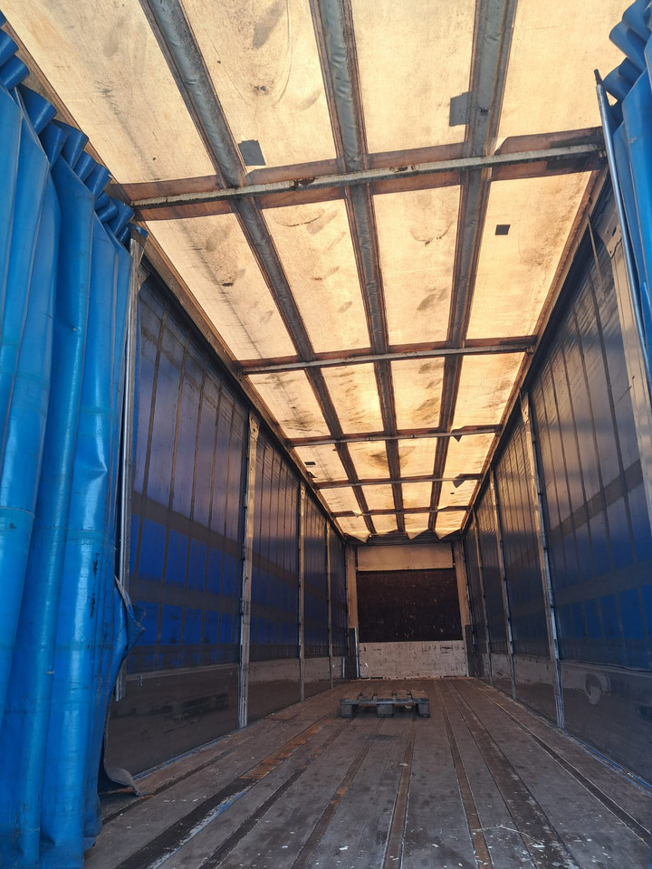 FRUEHAUF - Tentinė puspriekabė: foto 3 FRUEHAUF - Tentinė puspriekabė: foto 3