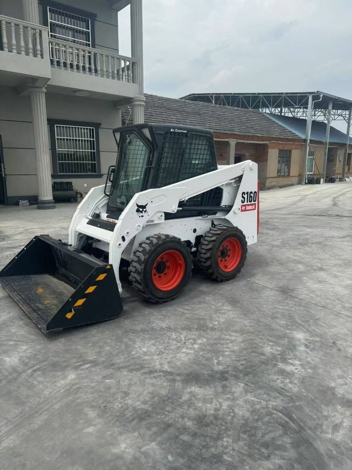 Bobcat S 160 - Mini krautuvas: foto 5 Bobcat S 160 - Mini krautuvas: foto 5