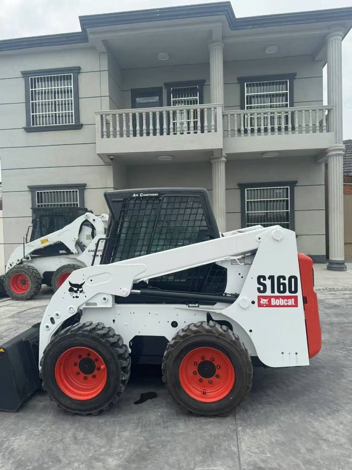 Bobcat S 160 - Mini krautuvas: foto 2 Bobcat S 160 - Mini krautuvas: foto 2