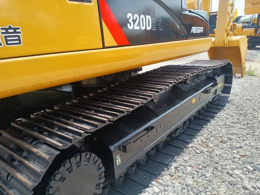 CAT 320D2  - Vikšrinis ekskavatorius: foto 4 CAT 320D2  - Vikšrinis ekskavatorius: foto 4