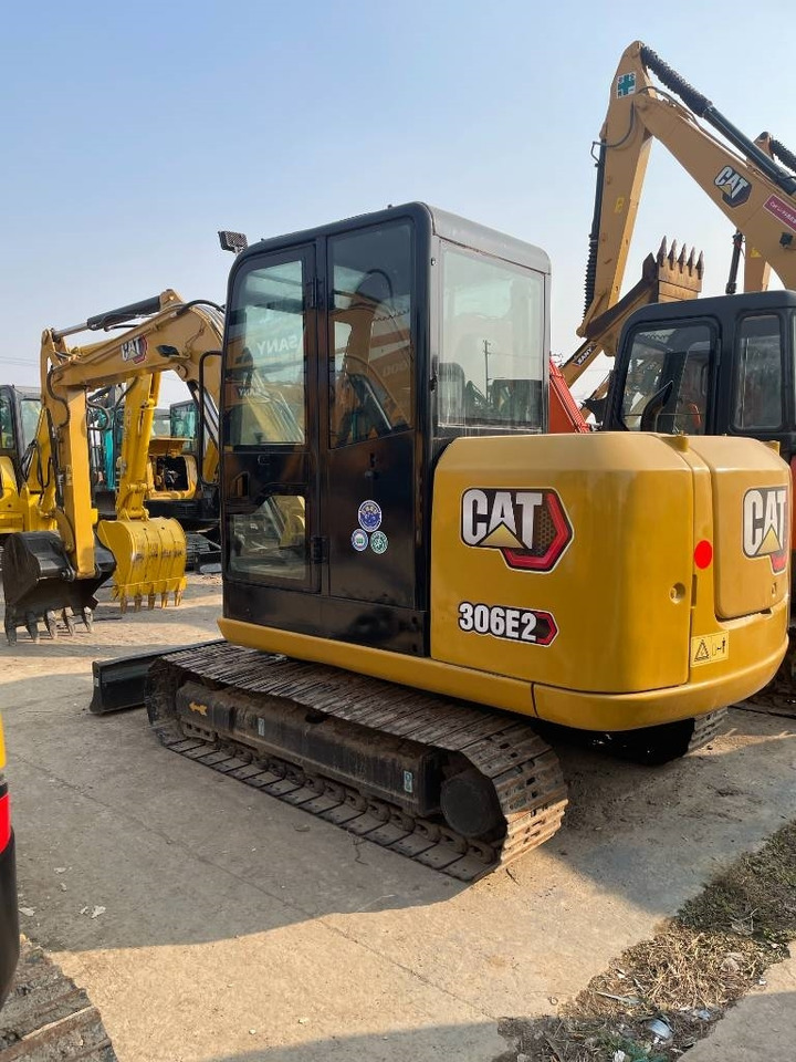 CAT CAT306E2 - Mini ekskavatorius: foto 1 CAT CAT306E2 - Mini ekskavatorius: foto 1