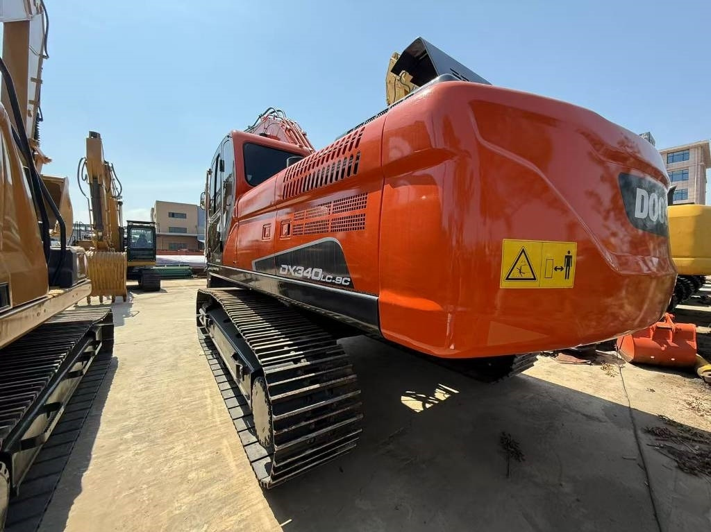 Doosan DX 340 - Vikšrinis ekskavatorius: foto 3 Doosan DX 340 - Vikšrinis ekskavatorius: foto 3