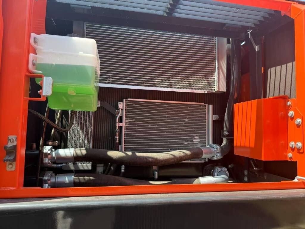 Doosan DX 340 - Vikšrinis ekskavatorius: foto 5 Doosan DX 340 - Vikšrinis ekskavatorius: foto 5