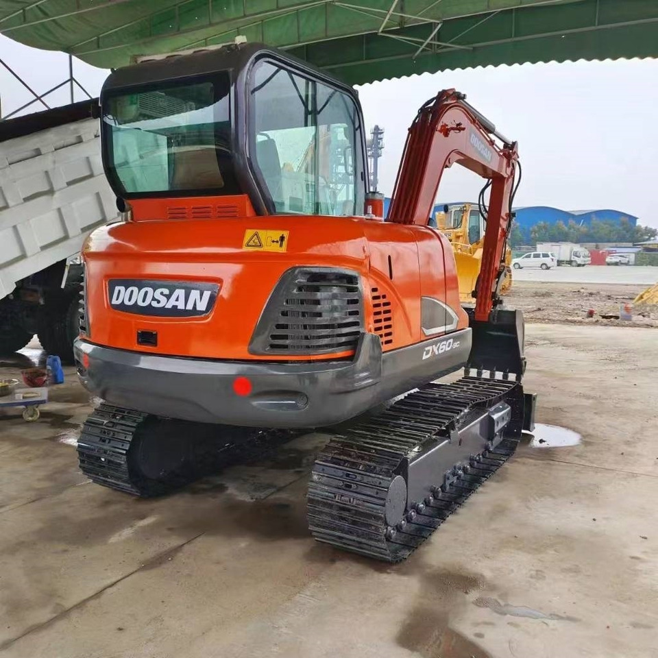 Doosan DX 60-9 C - Mini ekskavatorius: foto 1 Doosan DX 60-9 C - Mini ekskavatorius: foto 1