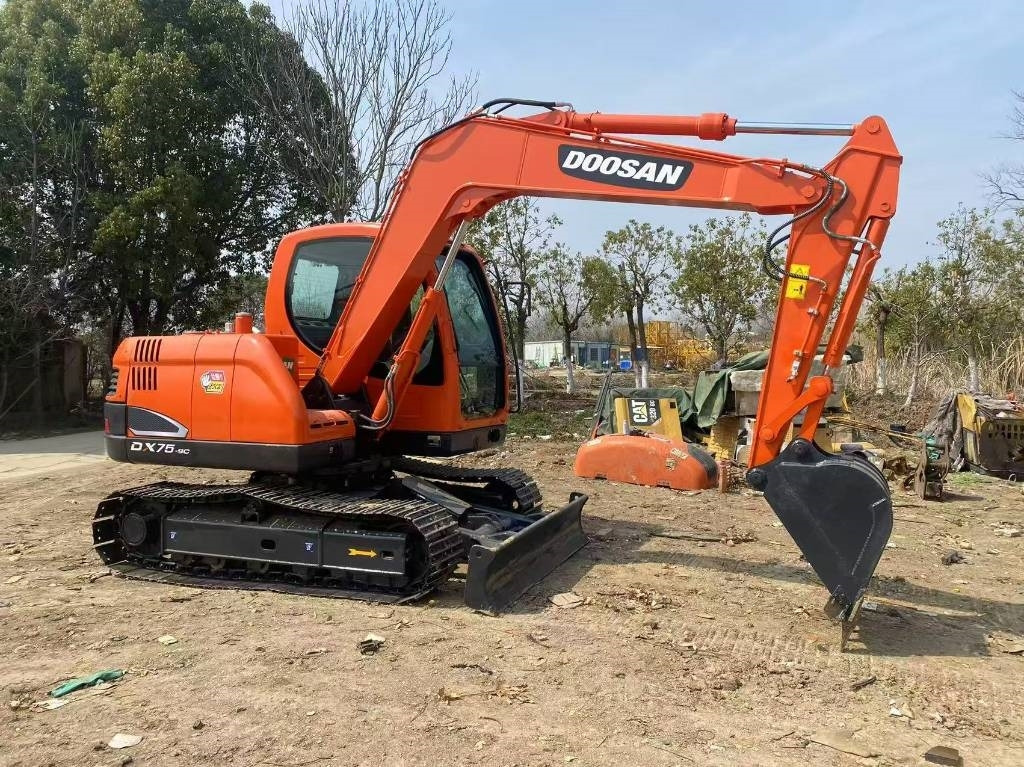Doosan DX 75-9 C - Mini ekskavatorius: foto 1 Doosan DX 75-9 C - Mini ekskavatorius: foto 1