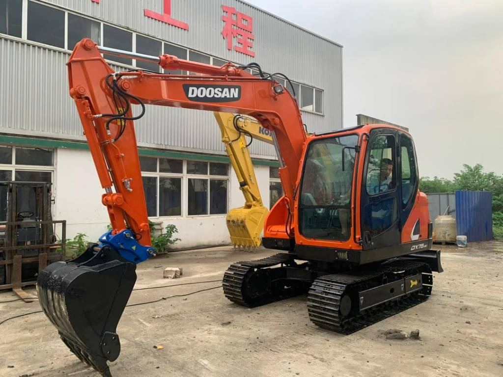 Doosan DX 75-9 C - Mini ekskavatorius: foto 1 Doosan DX 75-9 C - Mini ekskavatorius: foto 1