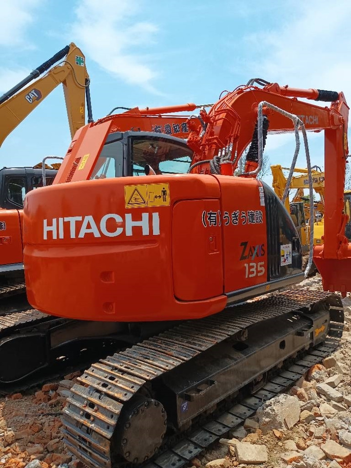 Hitachi ZX 135 U-5 - Vikšrinis ekskavatorius: foto 2 Hitachi ZX 135 U-5 - Vikšrinis ekskavatorius: foto 2