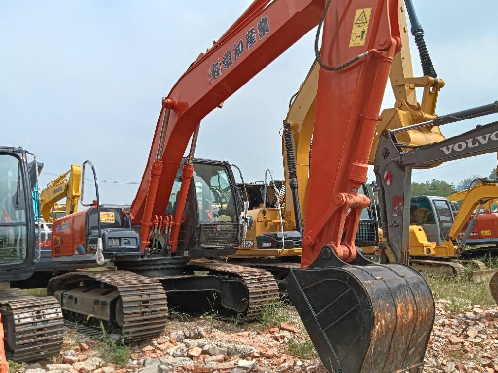 Hitachi ZX 160 - Vikšrinis ekskavatorius: foto 4 Hitachi ZX 160 - Vikšrinis ekskavatorius: foto 4
