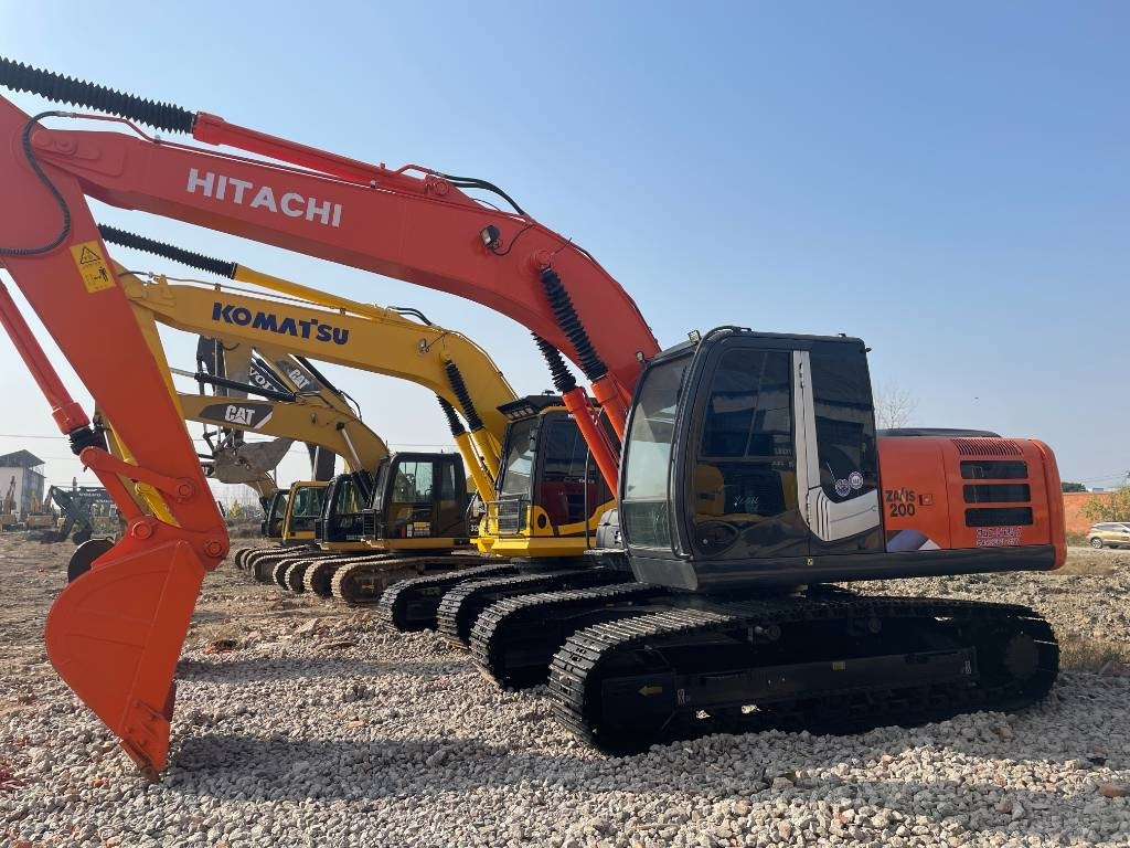 Hitachi ZX 200 - Vikšrinis ekskavatorius: foto 2 Hitachi ZX 200 - Vikšrinis ekskavatorius: foto 2