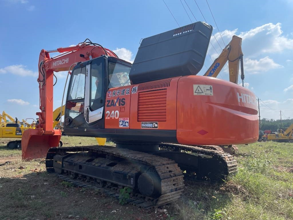 Hitachi ZX 240  - Vikšrinis ekskavatorius: foto 4 Hitachi ZX 240  - Vikšrinis ekskavatorius: foto 4