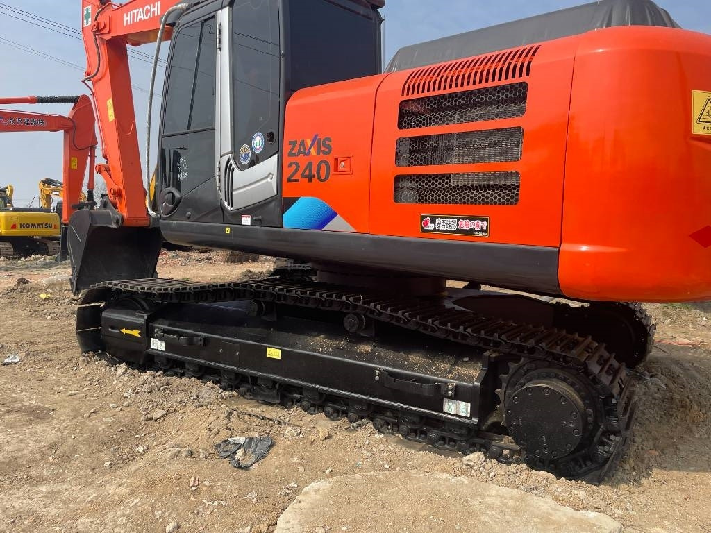 Hitachi ZX 240  - Vikšrinis ekskavatorius: foto 3 Hitachi ZX 240  - Vikšrinis ekskavatorius: foto 3