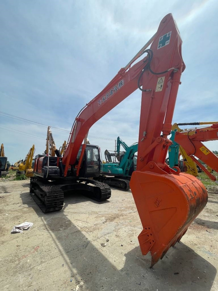 Hitachi ZX 240 - Vikšrinis ekskavatorius: foto 5 Hitachi ZX 240 - Vikšrinis ekskavatorius: foto 5