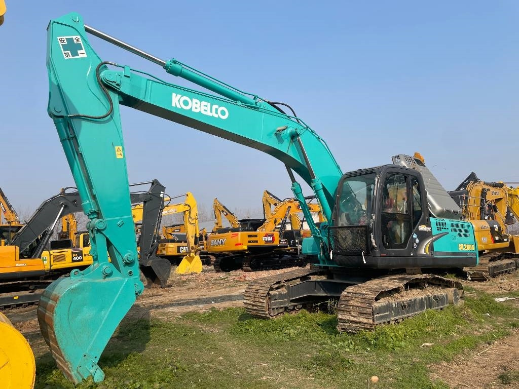 Kobelco SK 200 - Vikšrinis ekskavatorius: foto 5 Kobelco SK 200 - Vikšrinis ekskavatorius: foto 5