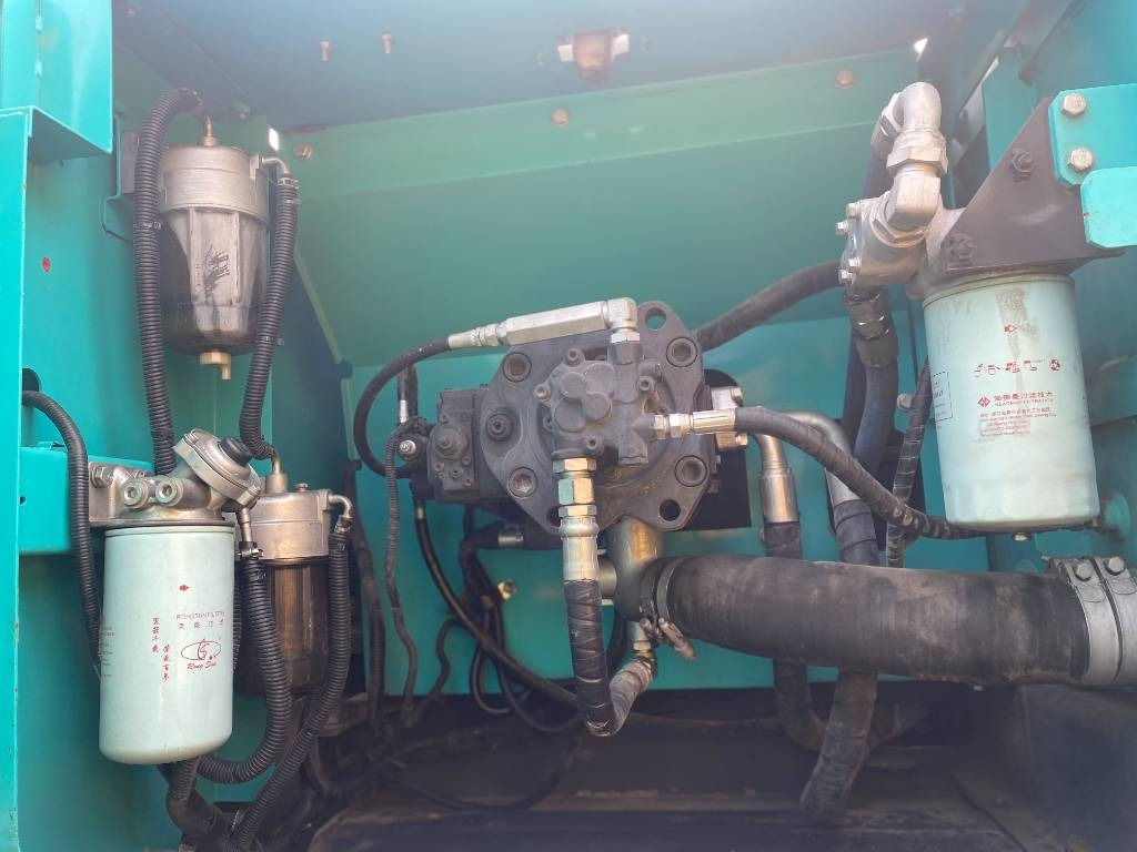 Kobelco SK 350 - Vikšrinis ekskavatorius: foto 3 Kobelco SK 350 - Vikšrinis ekskavatorius: foto 3