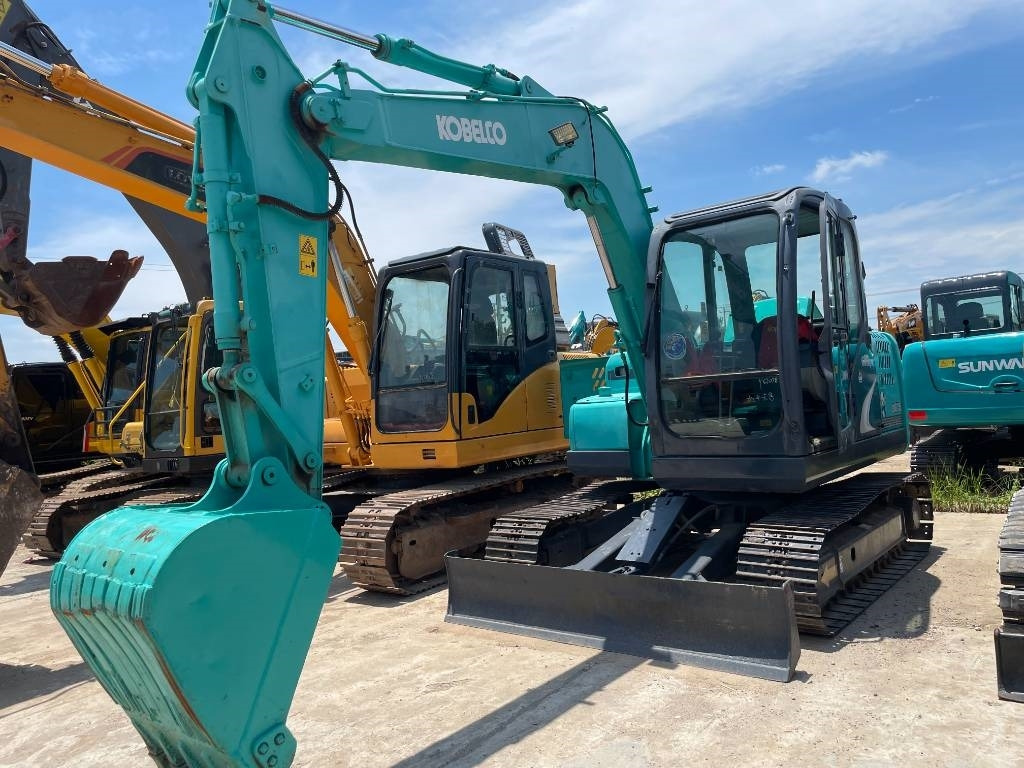 Kobelco SK 75 - Vikšrinis ekskavatorius: foto 1 Kobelco SK 75 - Vikšrinis ekskavatorius: foto 1
