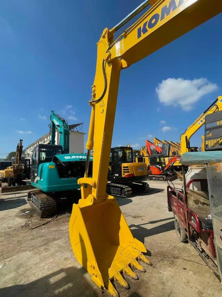 Komatsu PC 130 - Vikšrinis ekskavatorius: foto 3 Komatsu PC 130 - Vikšrinis ekskavatorius: foto 3