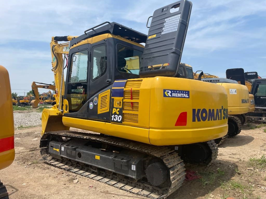 Komatsu PC 130 - Vikšrinis ekskavatorius: foto 1 Komatsu PC 130 - Vikšrinis ekskavatorius: foto 1