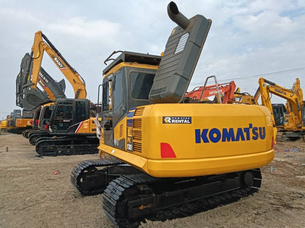 Komatsu PC 130 - Vikšrinis ekskavatorius: foto 1 Komatsu PC 130 - Vikšrinis ekskavatorius: foto 1