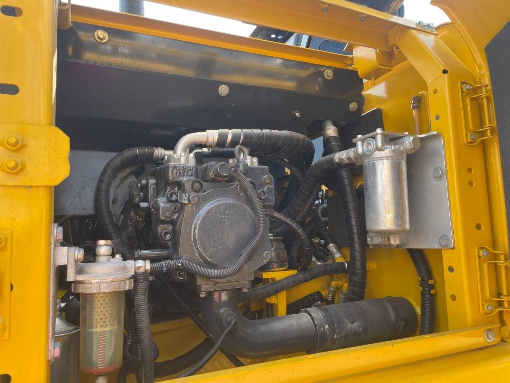 Komatsu PC 160 LC - Vikšrinis ekskavatorius: foto 5 Komatsu PC 160 LC - Vikšrinis ekskavatorius: foto 5