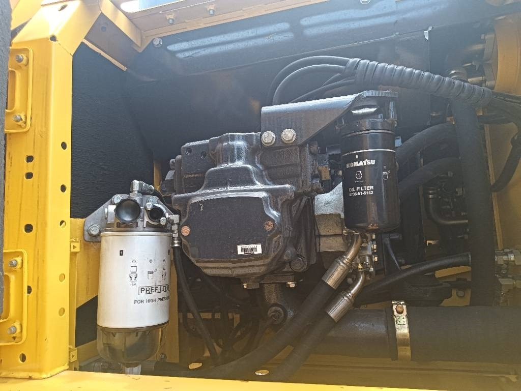 Komatsu PC 240 - Vikšrinis ekskavatorius: foto 2 Komatsu PC 240 - Vikšrinis ekskavatorius: foto 2