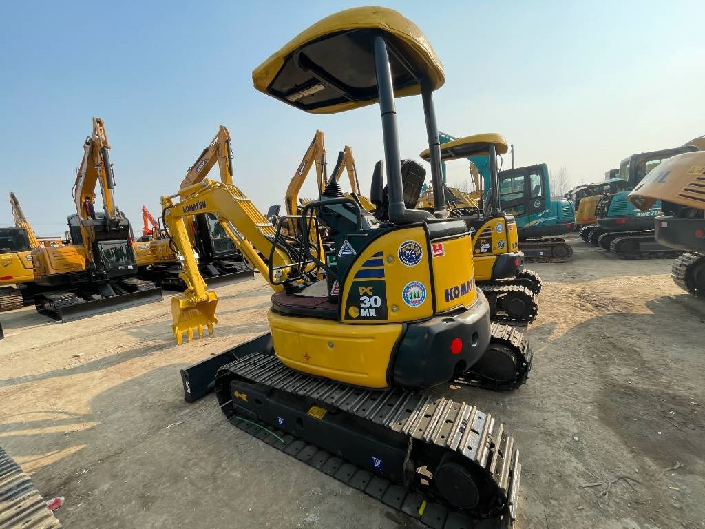 Komatsu PC 30 - Vikšrinis ekskavatorius: foto 2 Komatsu PC 30 - Vikšrinis ekskavatorius: foto 2