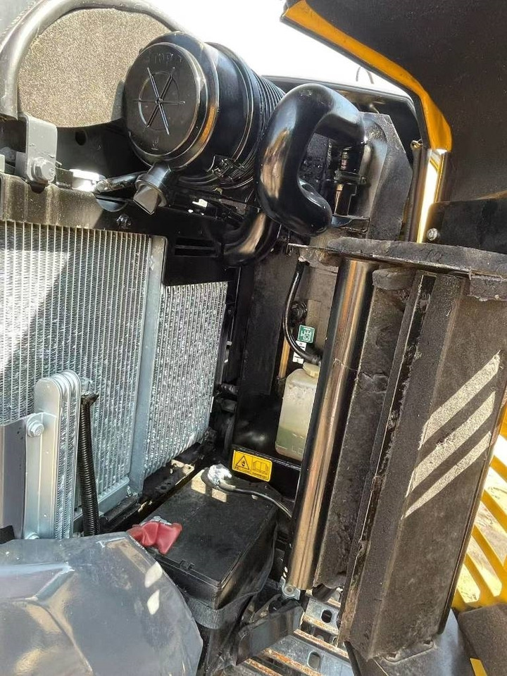 Komatsu PC 35 - Mini ekskavatorius: foto 5 Komatsu PC 35 - Mini ekskavatorius: foto 5