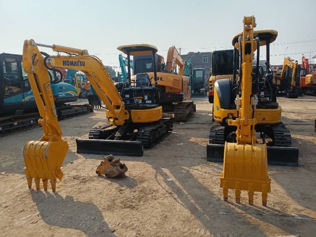 Komatsu PC 35 - Mini ekskavatorius: foto 5 Komatsu PC 35 - Mini ekskavatorius: foto 5