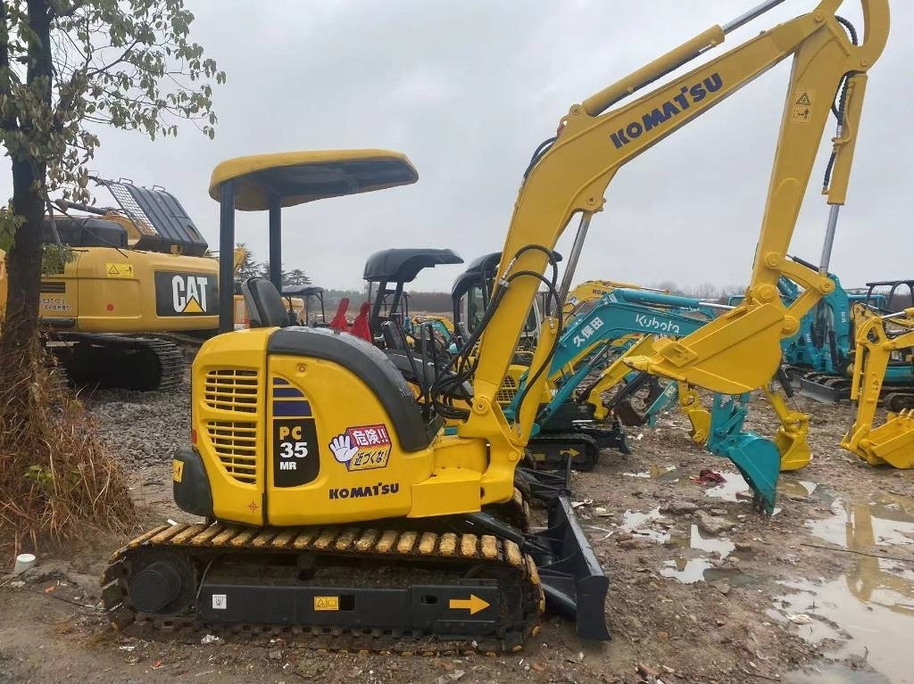 Komatsu PC 35 - Vikšrinis ekskavatorius: foto 1 Komatsu PC 35 - Vikšrinis ekskavatorius: foto 1