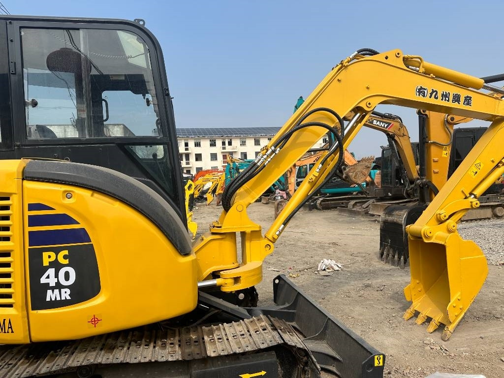 Komatsu PC 40 - Vikšrinis ekskavatorius: foto 2 Komatsu PC 40 - Vikšrinis ekskavatorius: foto 2