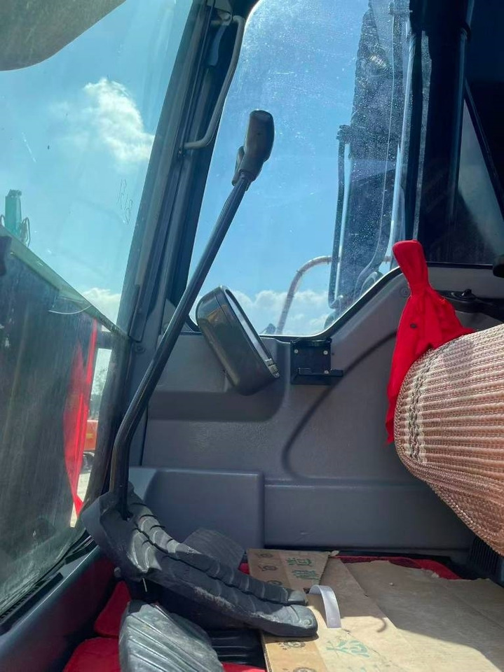 Volvo EC 240 - Vikšrinis ekskavatorius: foto 5 Volvo EC 240 - Vikšrinis ekskavatorius: foto 5