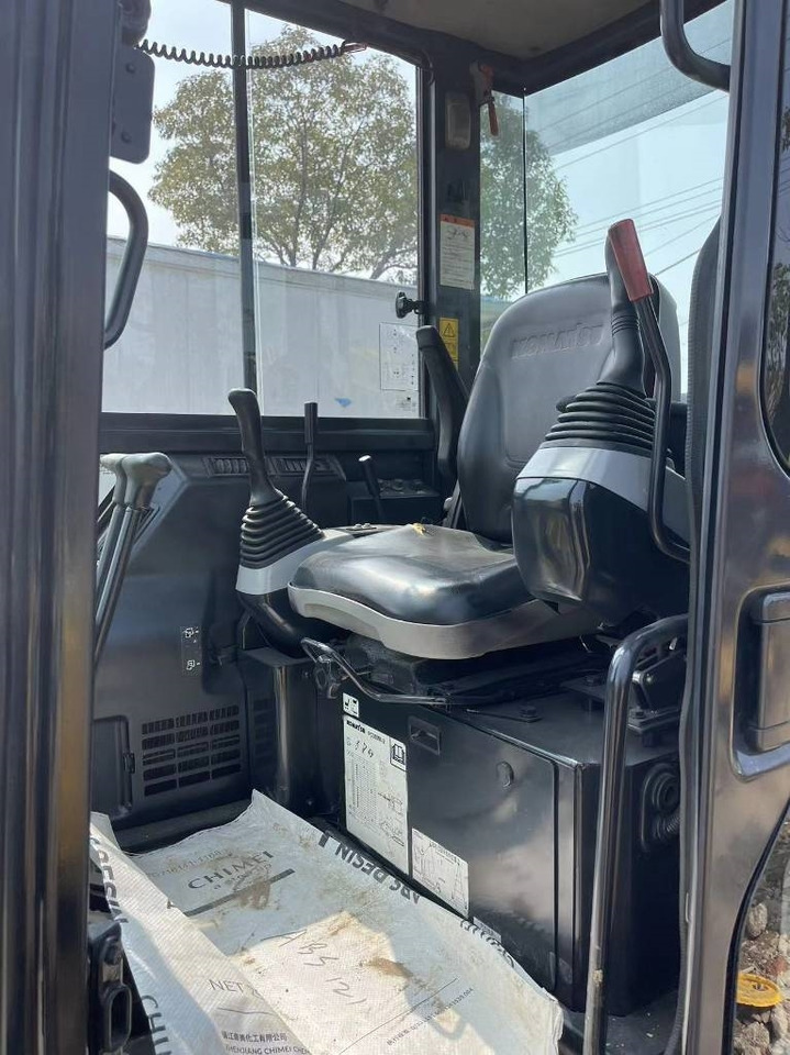 Yanmar Vio 35 - Mini ekskavatorius: foto 2 Yanmar Vio 35 - Mini ekskavatorius: foto 2