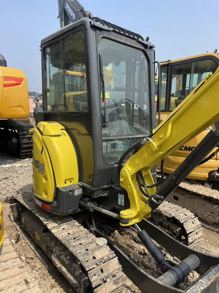 Yanmar Vio 35 - Mini ekskavatorius: foto 3 Yanmar Vio 35 - Mini ekskavatorius: foto 3