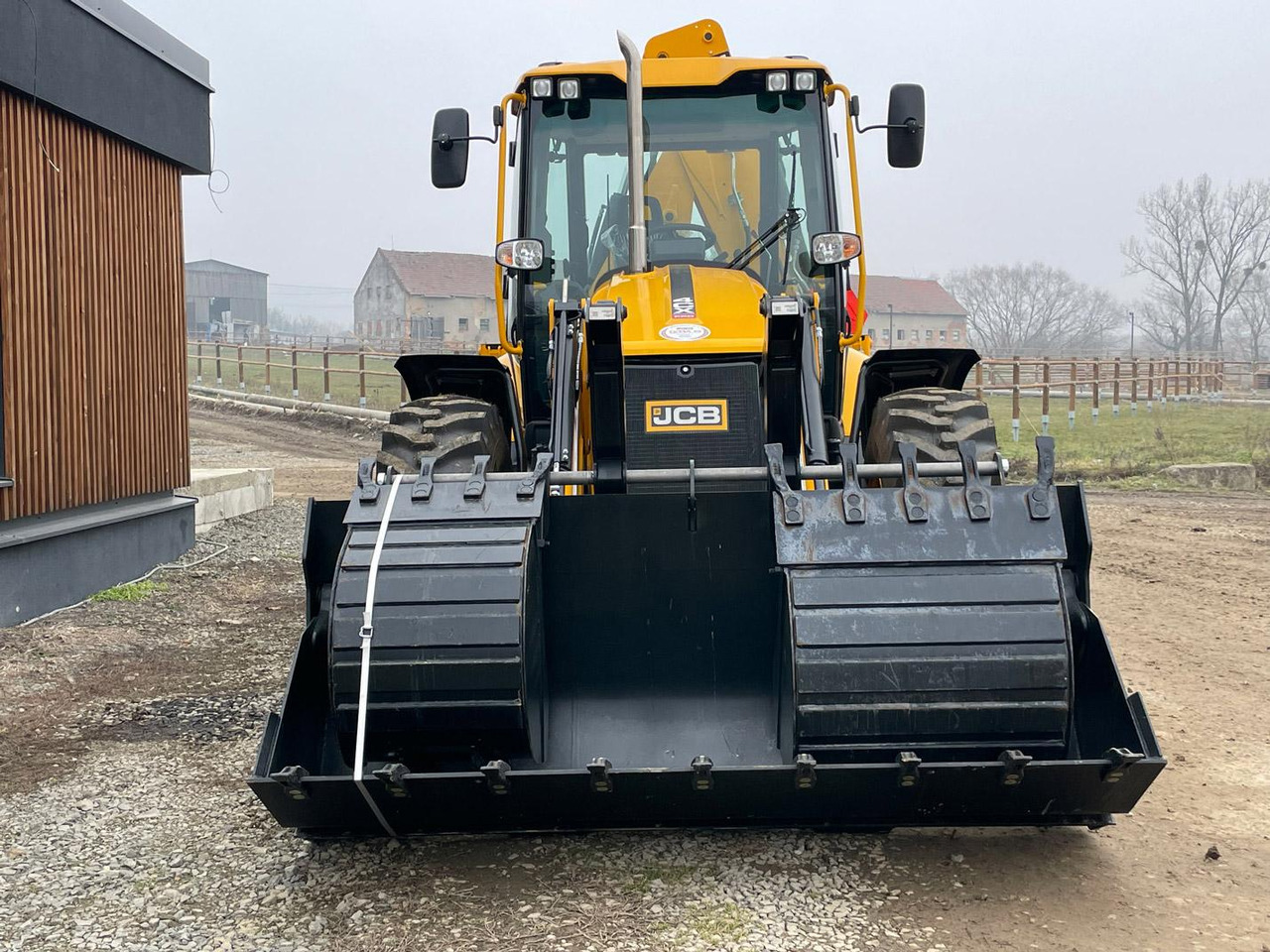 JCB 4CX, PRO, AEC - Ekskavatorius-krautuvas: foto 3 JCB 4CX, PRO, AEC - Ekskavatorius-krautuvas: foto 3