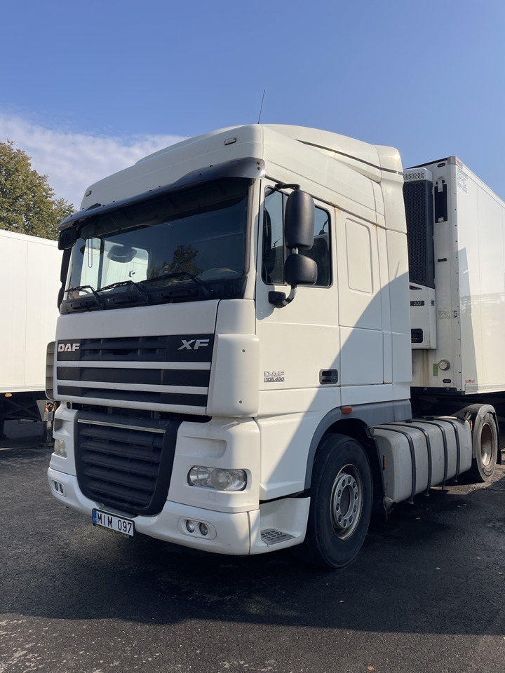 DAF XF105.460 - Vilkikas: foto 2 DAF XF105.460 - Vilkikas: foto 2