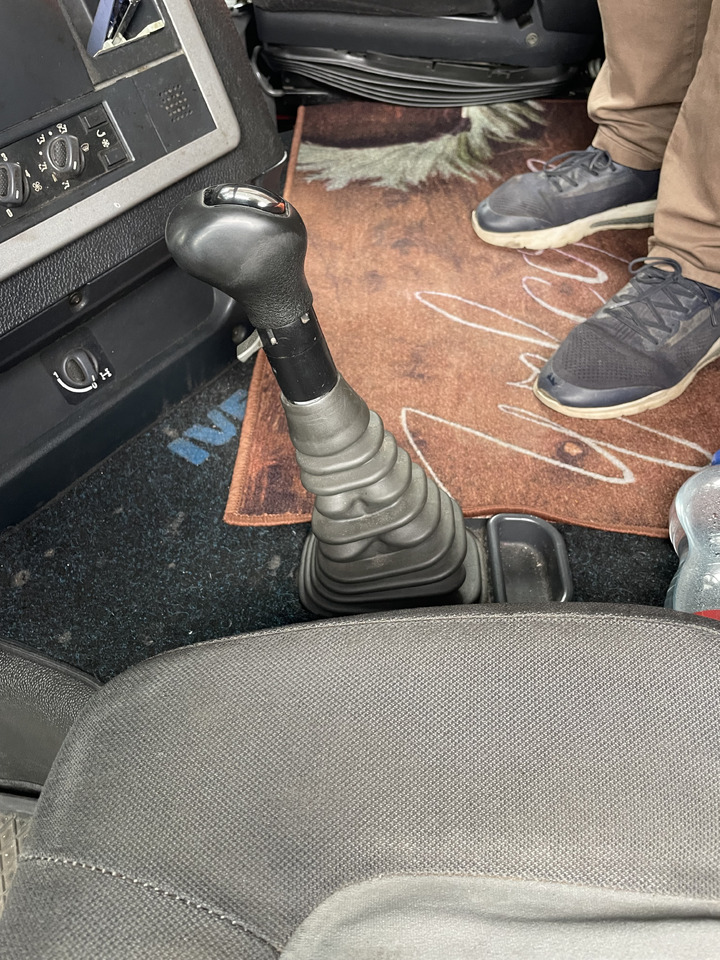 Iveco Stralis AS 440S45 - Vilkikas: foto 4 Iveco Stralis AS 440S45 - Vilkikas: foto 4