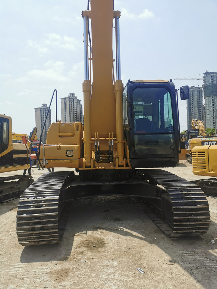 CATERPILLAR 325C - Vikšrinis ekskavatorius: foto 3 CATERPILLAR 325C - Vikšrinis ekskavatorius: foto 3