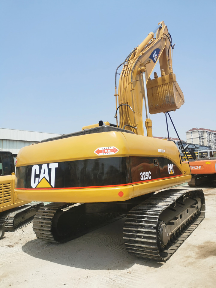 CATERPILLAR 325C - Vikšrinis ekskavatorius: foto 4 CATERPILLAR 325C - Vikšrinis ekskavatorius: foto 4