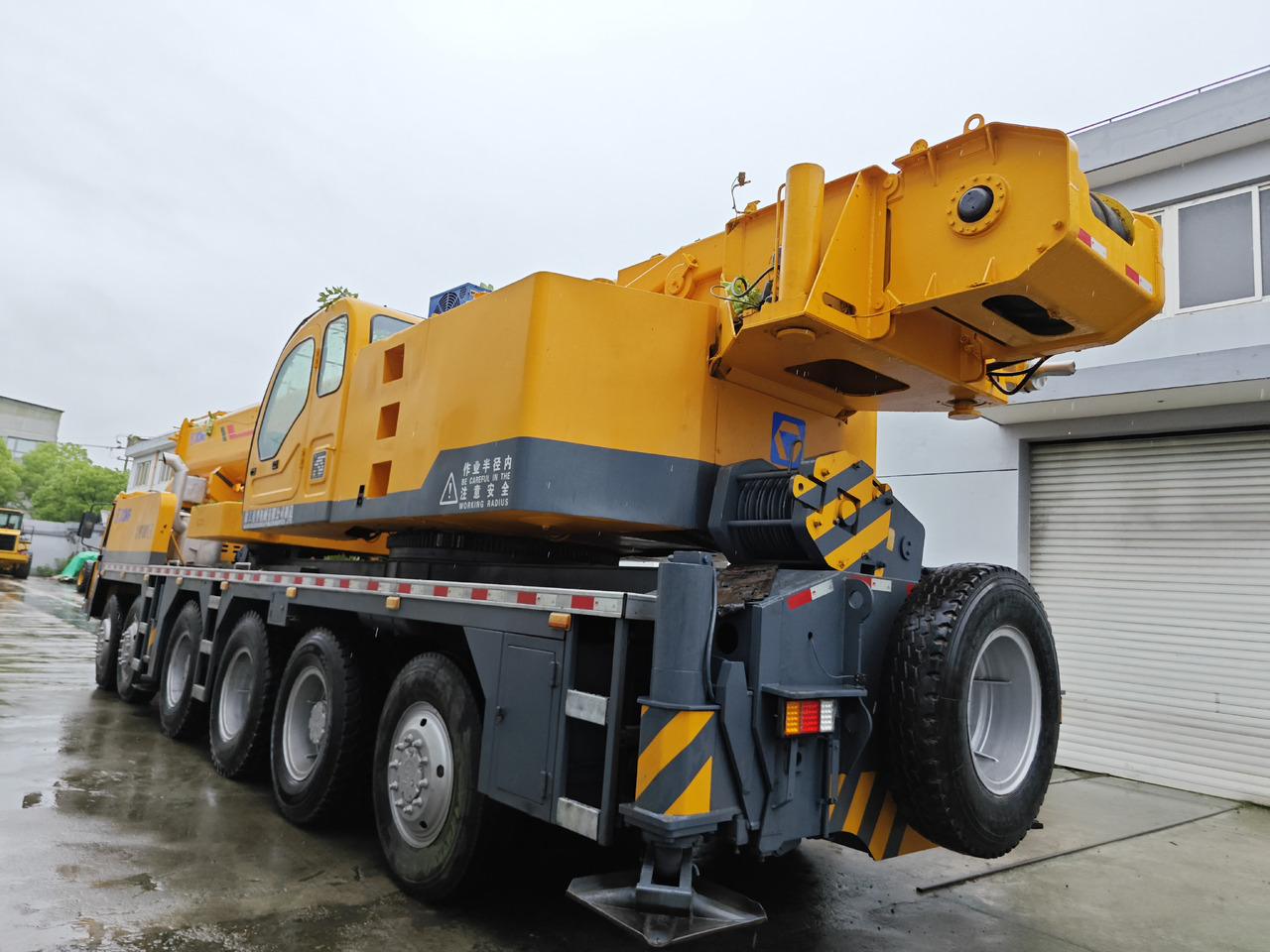 XCMG QY100K Used truck crane - Autokranas: foto 2 XCMG QY100K Used truck crane - Autokranas: foto 2