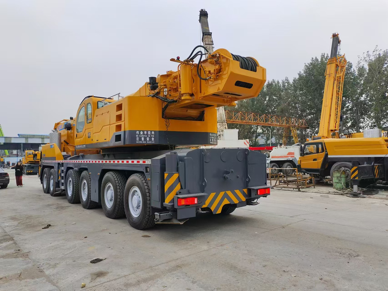 XCMG XCA260 260TON TRUCK CRANE - Autokranas: foto 4 XCMG XCA260 260TON TRUCK CRANE - Autokranas: foto 4