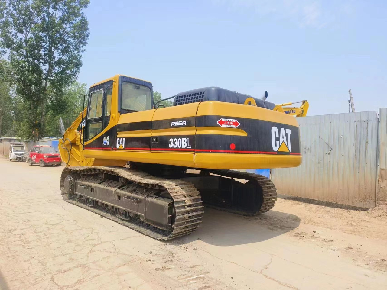 Caterpillar 330B Used excavator - Vikšrinis ekskavatorius: foto 1 Caterpillar 330B Used excavator - Vikšrinis ekskavatorius: foto 1