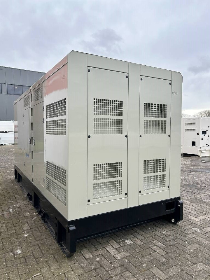 Cummins QSK19-G11 - 800 kVA Generator - DPX-19849 - Elektrinis generatorius: foto 2 Cummins QSK19-G11 - 800 kVA Generator - DPX-19849 - Elektrinis generatorius: foto 2